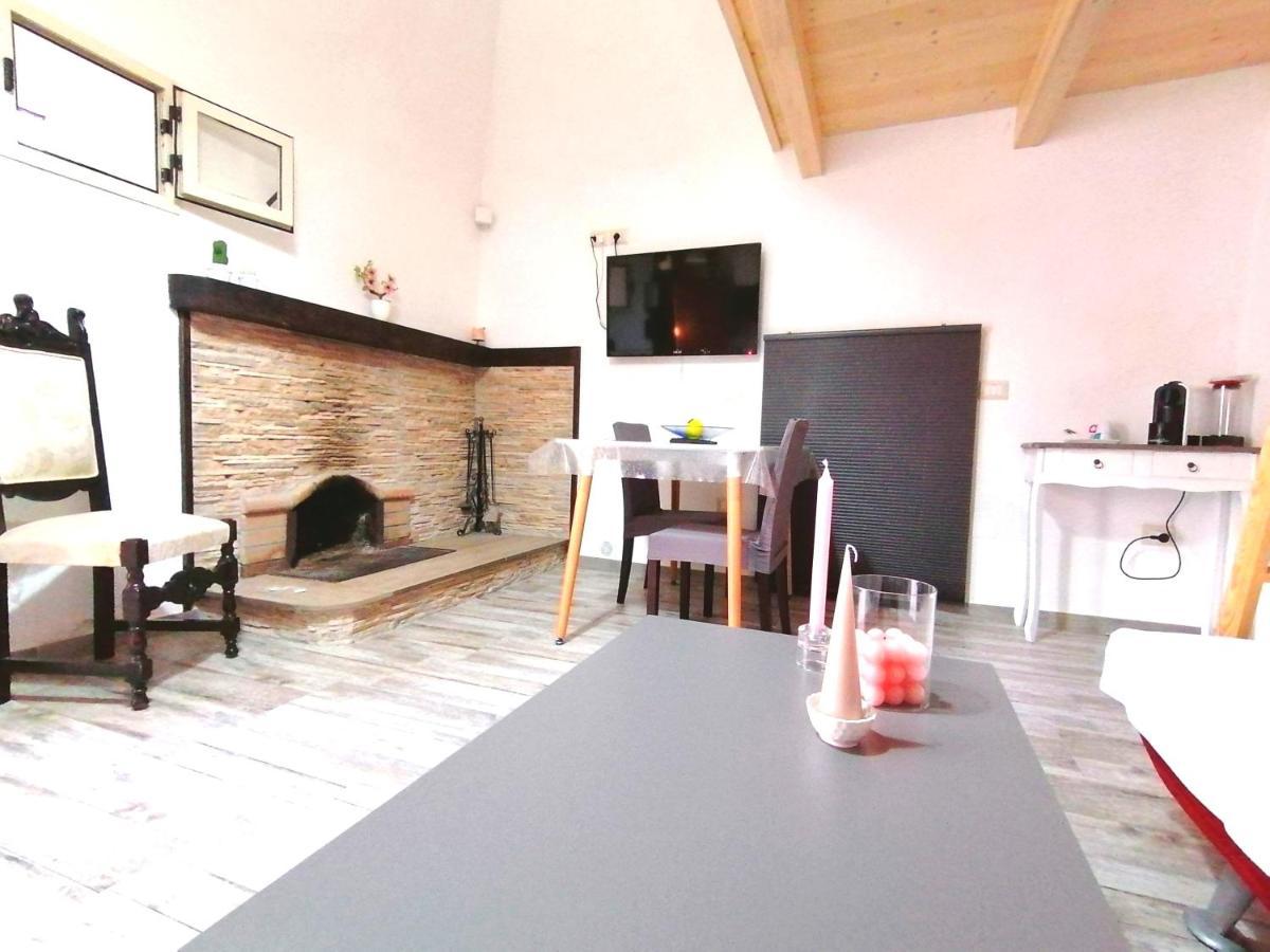 Apartament Dimora Helianthus Salandra Zewnętrze zdjęcie